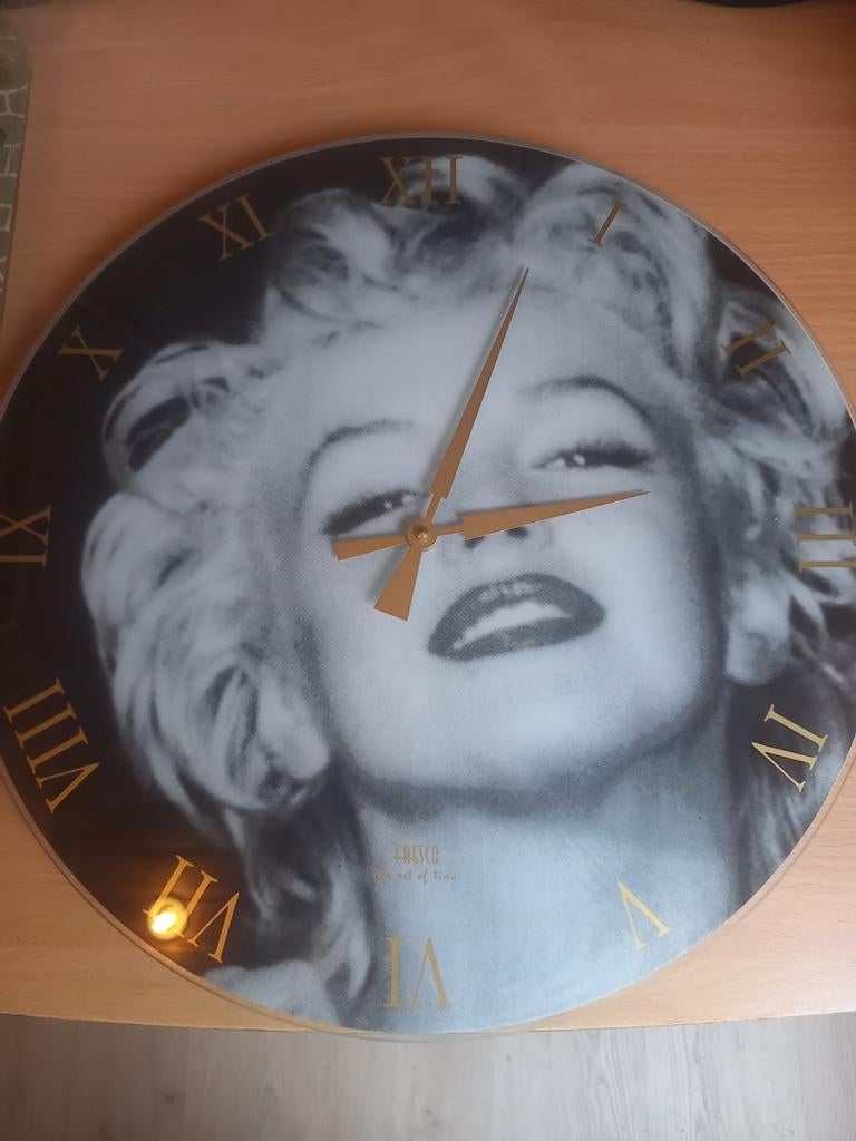 Wanduurwerk, Enlèvement ou Envoi