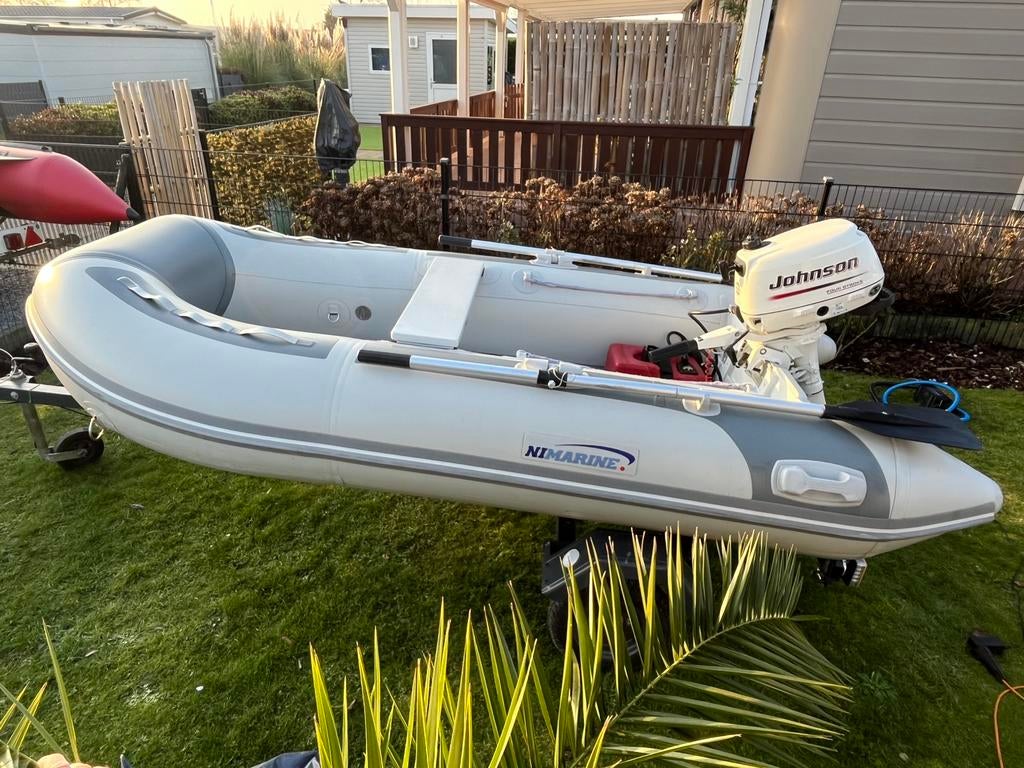 Nimarine 300 AL met 4 pl viertakt en trailer, Watersport en Boten, Aluminium, Zo goed als nieuw, Benzine, Minder dan 70 pk