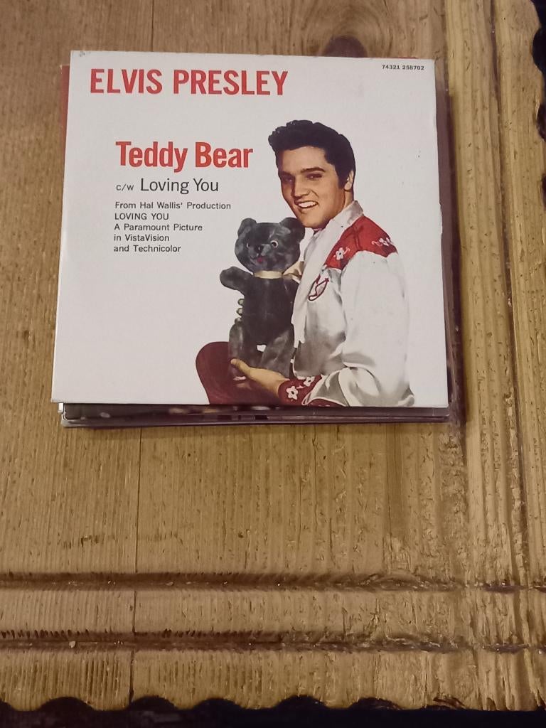 6 Singles (Cd's) van Elvis Presley, Cd's en Dvd's, Cd Singles, 6 singles of meer, Ophalen of Verzenden, Gebruikt, Rock en Metal
