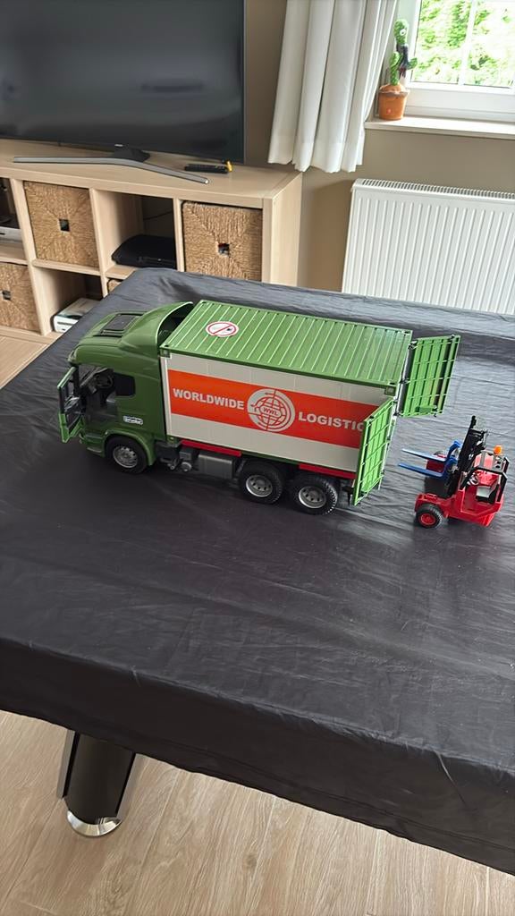 Camion De transport Bruder, Ophalen, Zo goed als nieuw