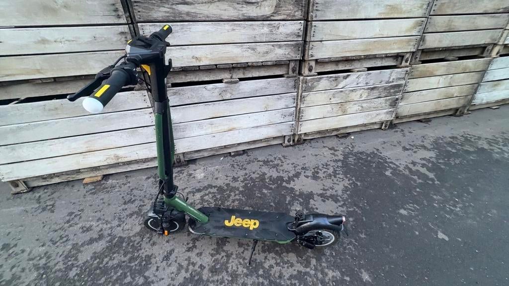 Jeep e-step, Enlèvement, Comme neuf