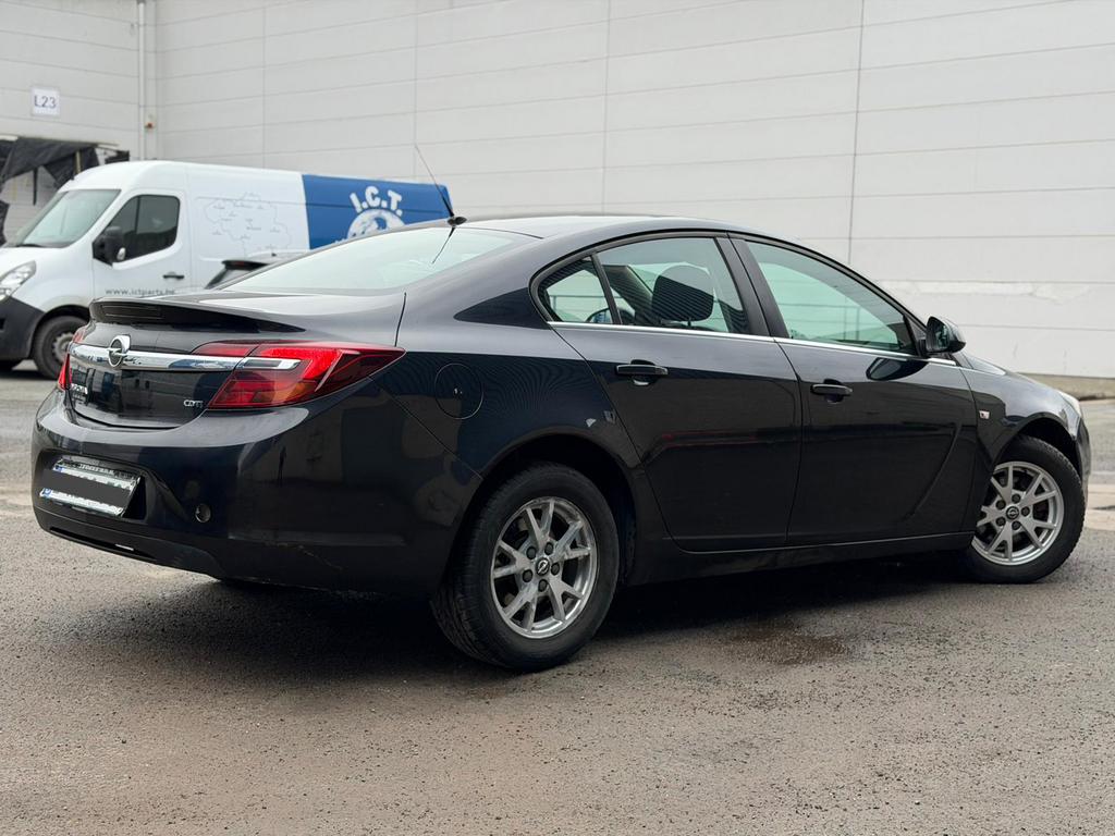 Opel Insignia 2.0 CDTi FaceLift Model* Euro 5b !, Auto's, Euro 5, Stof, Zwart, Insignia