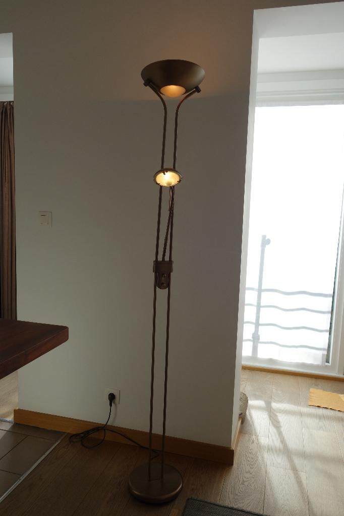 Lampe halogène en bronze avec liseuse, Halogène, Spot de sol, Enlèvement, Utilisé