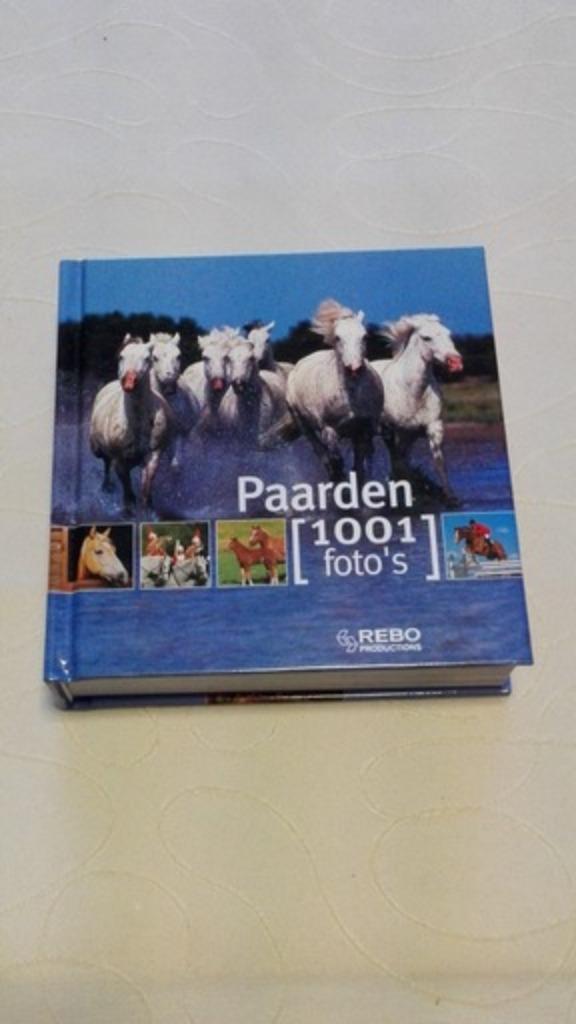 boek paarden, Boeken, Dieren en Huisdieren, Ophalen, Nieuw