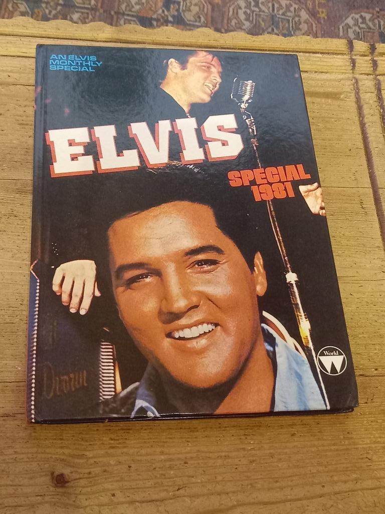 Boek van Elvis Presley, Artiest, World Distributors, Ophalen of Verzenden, Zo goed als nieuw