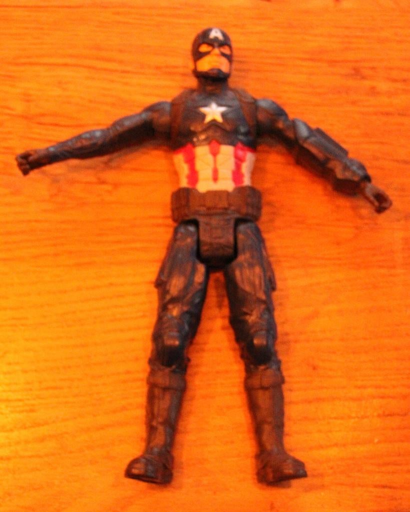 Figurine Avengers Captain America - COMME NEUVE, Enfants & Bébés, Enlèvement ou Envoi, Comme neuf