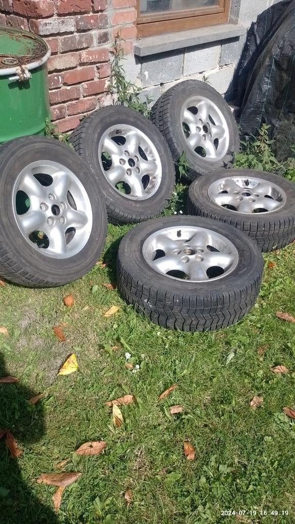 Land rover freelander 4 jantes alu., 215 mm, 16 pouces, Pneu(s), Enlèvement