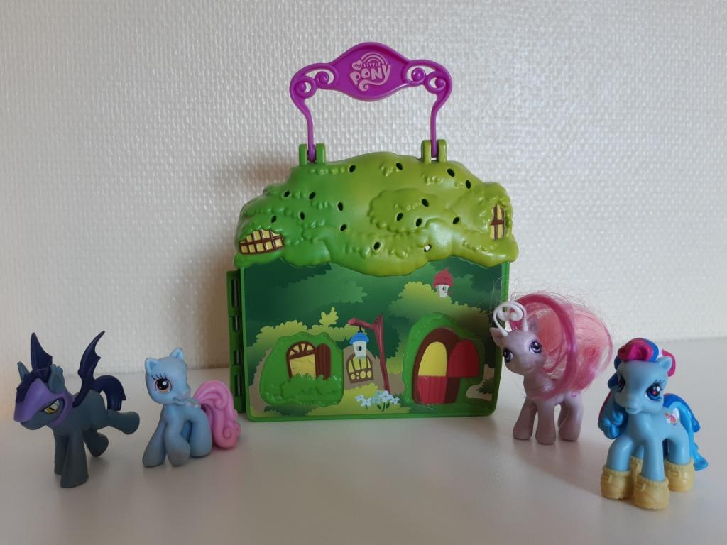 My little pony cottage + 4 mini pony's, Verzenden, Zo goed als nieuw