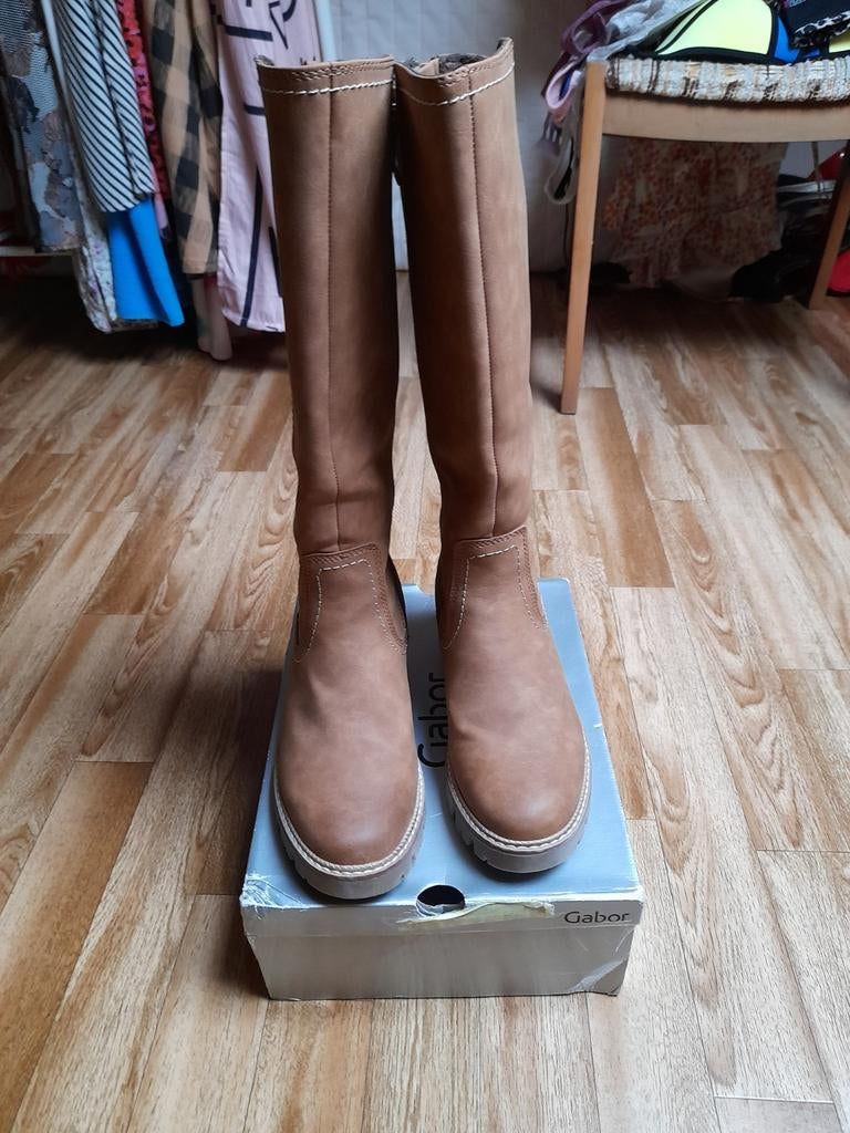 Cuissardes en daim souple. Pas de services de messagerie ni, Vêtements | Femmes, Chaussures, Neuf, Bottes hautes, Autres couleurs