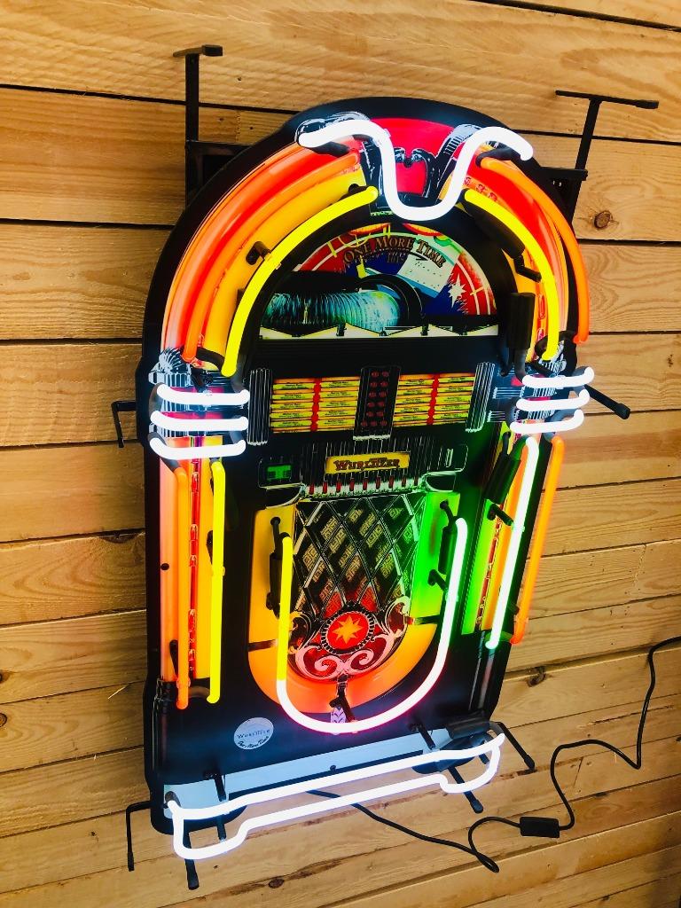 Wurlitzer 1015 neon en veel andere gamerom decoratie neons, Enlèvement ou Envoi, Neuf, Table lumineuse ou lampe (néon)