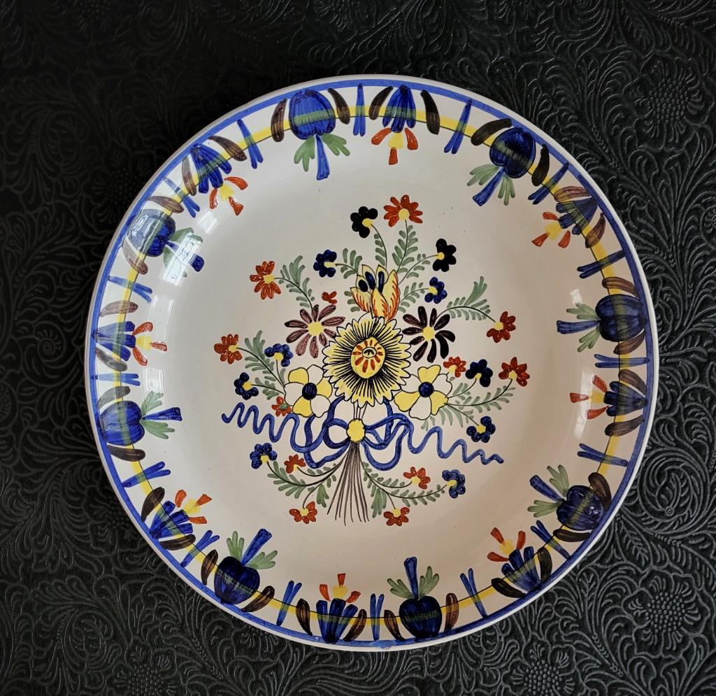 Assiette ancienne signée AK, Enlèvement ou Envoi