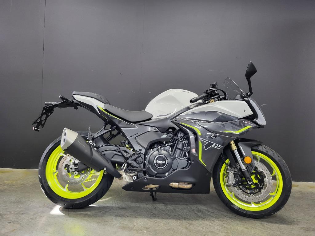 Benelli Tornado 550 (A2/A) (5j garantie & 1j Assistance), Entreprise, 2 cylindres, Sport, 12 à 35 kW