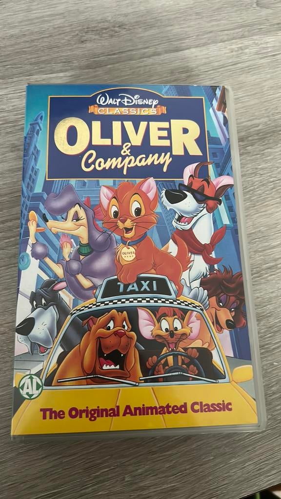 Oliver & Company - NL ondertiteld, Enlèvement ou Envoi, Dessin animé, Tous les âges, Comme neuf