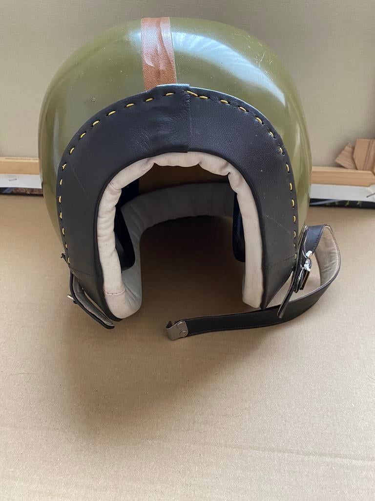 Hongaarse Parachutistenhelm., Verzamelen, Luchtvaart en Vliegtuigspotten, Zo goed als nieuw, Overige typen, Ophalen of Verzenden