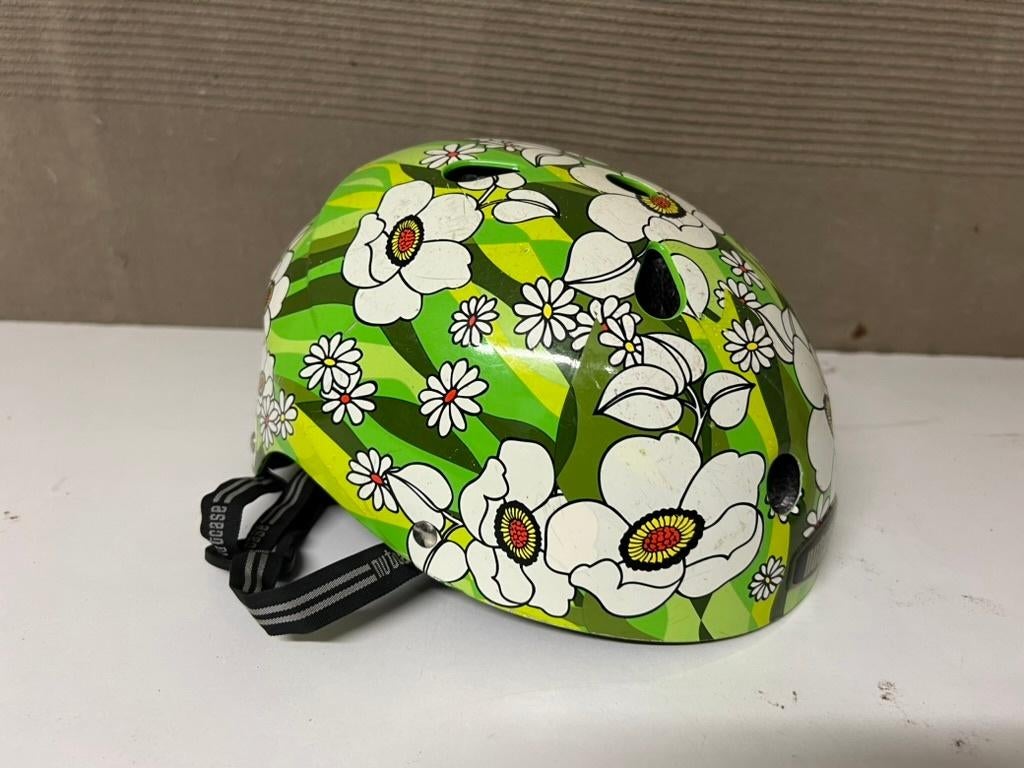 Nutcase fietshelm XS (46–52 cm) – vrolijk bloemendesign, Gebruikt, Jongen of Meisje, Nutcase, Ophalen