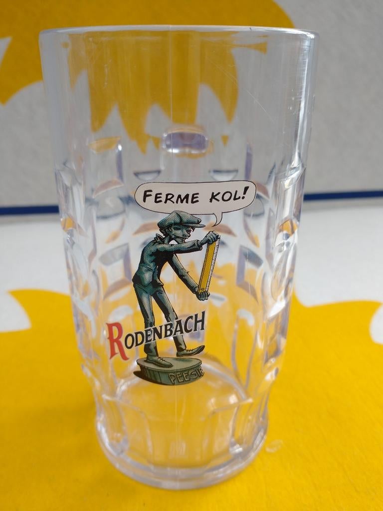 Rodenbach bierpul bierpot in plastic ferme kol ! Peegie, Ophalen of Verzenden, Zo goed als nieuw, Pul(len), Overige merken