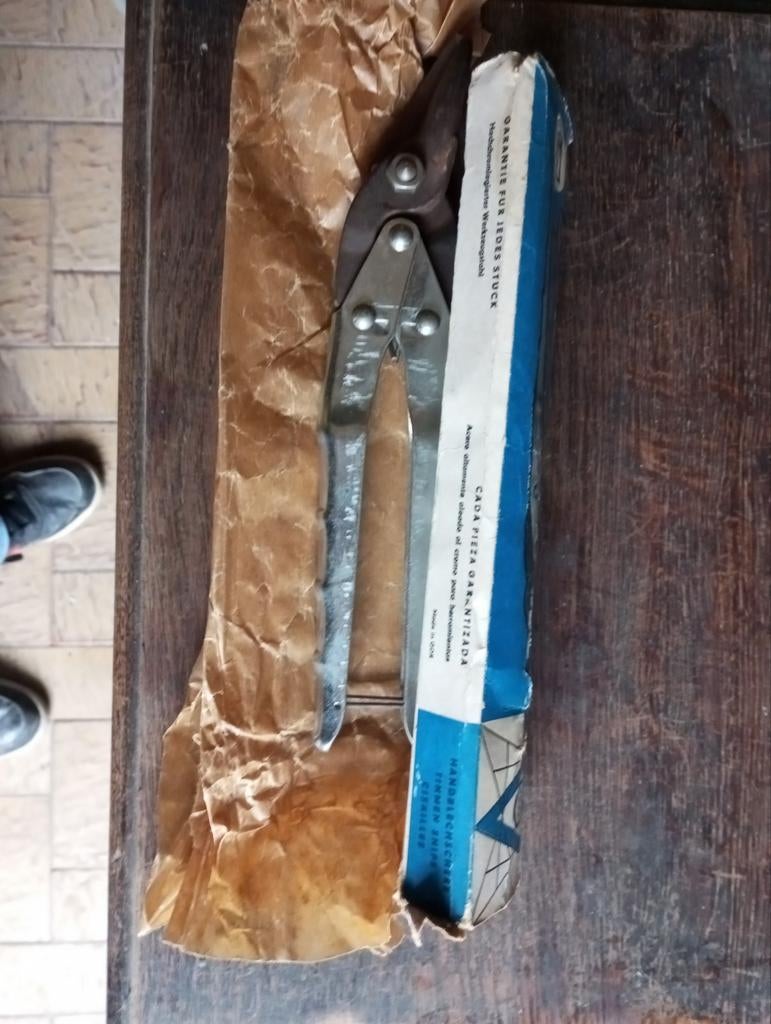 Kniptang metaal, Doe-het-zelf en Bouw, Gereedschap | Handgereedschap, Ophalen of Verzenden, Zo goed als nieuw