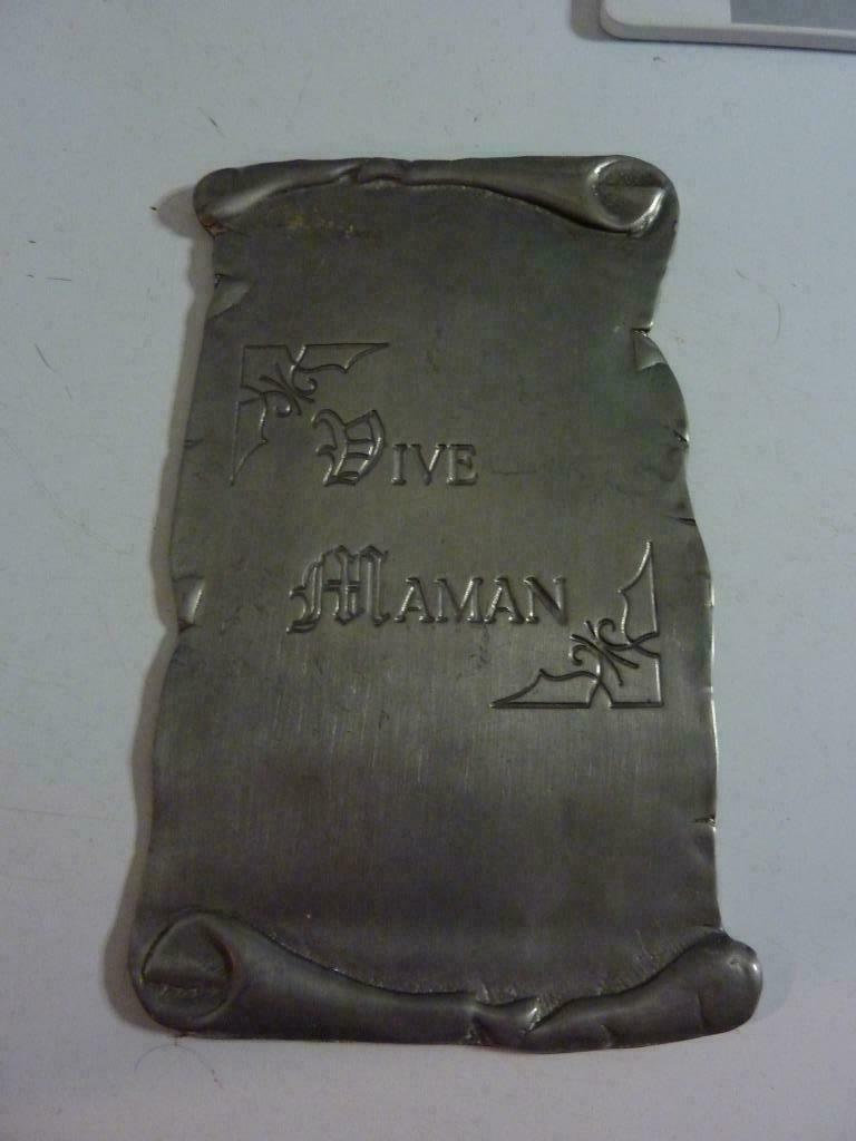 plaque en étain "vive maman", Antiquités & Art, Antiquités | Étain, Enlèvement