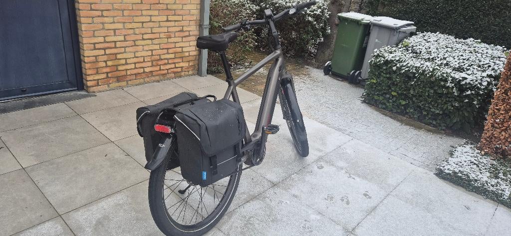 Koga pace b10, Fietsen en Brommers, Zo goed als nieuw, 50 km per accu of meer, 55 tot 59 cm, Ophalen