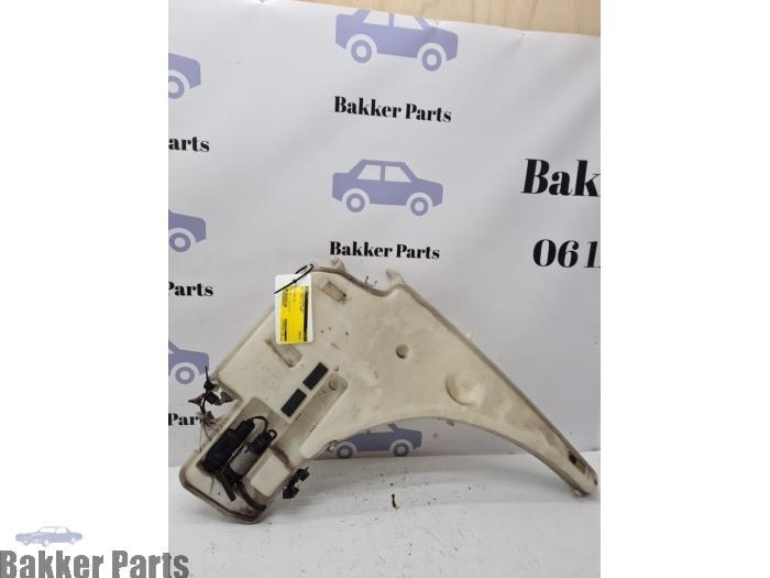 Pompe lave-glace avant d'un BMW 1-Serie, -, -, 3 mois de garantie, Utilisé