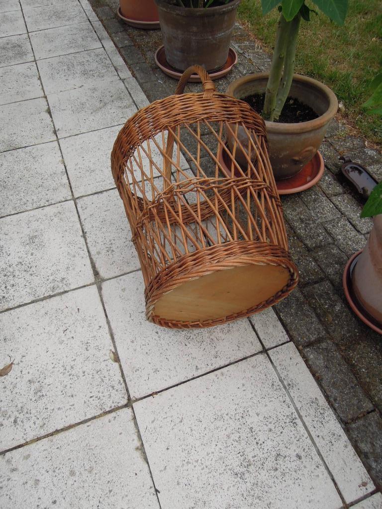 rietenmand korf brandhoutmand linnenmand  wasmand speelgoed, Gebruikt, Mand, Rond, Ophalen of Verzenden