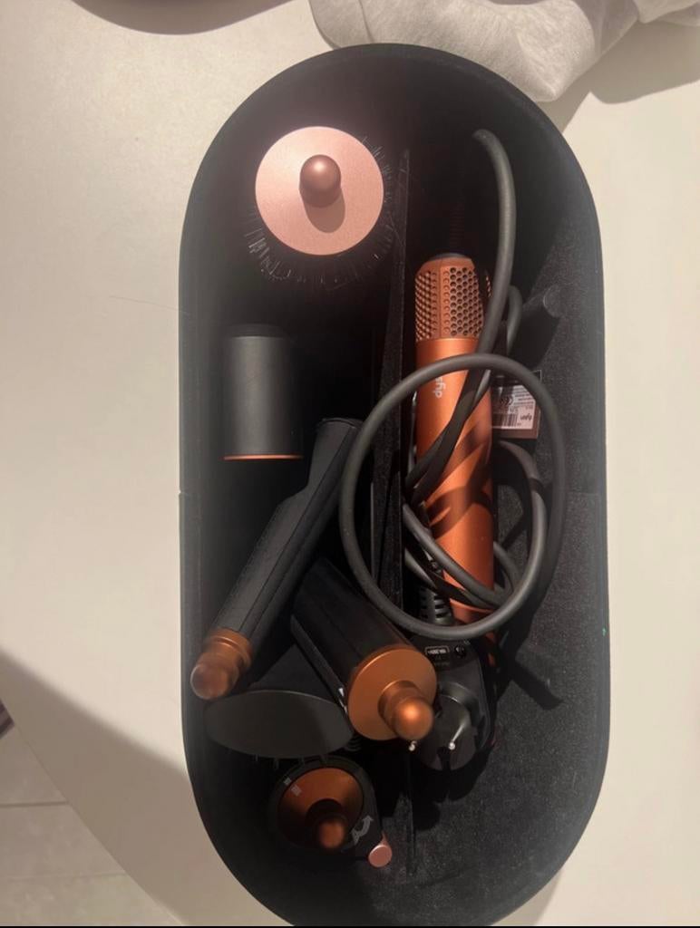 Dyson airwrap, Ophalen, Zo goed als nieuw