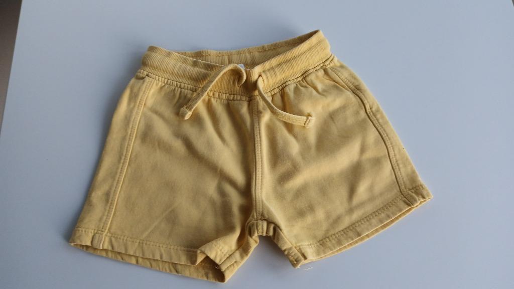 Shortje - Maat 86, Kinderen en Baby's, Babykleding | Maat 86, Ophalen, Gebruikt, Hema, Broekje