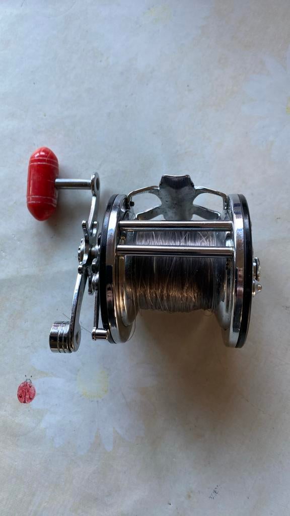 Penn long beach 65, Ophalen of Verzenden, Zo goed als nieuw, Molen