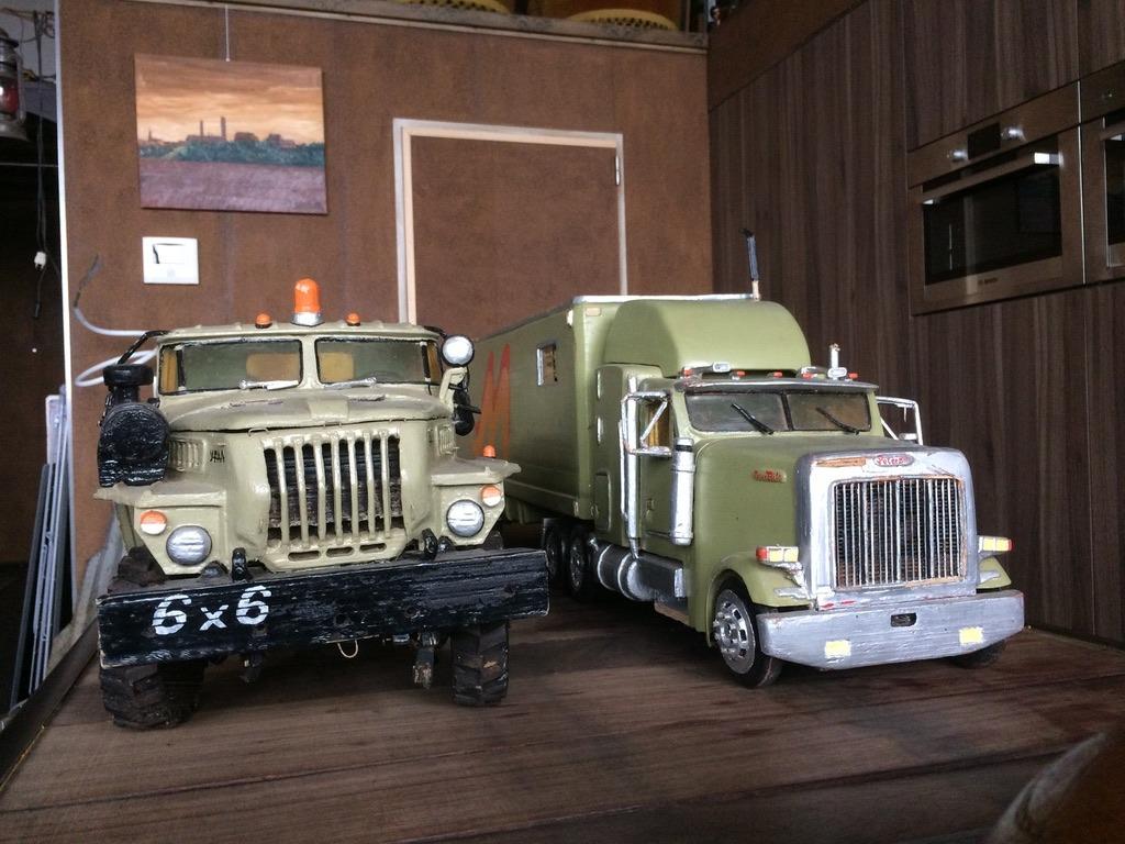 houten schaalmodel vrachtwagens 130CM!, Hobby en Vrije tijd, Ophalen, Gebruikt, Groter dan 1:32, Truck