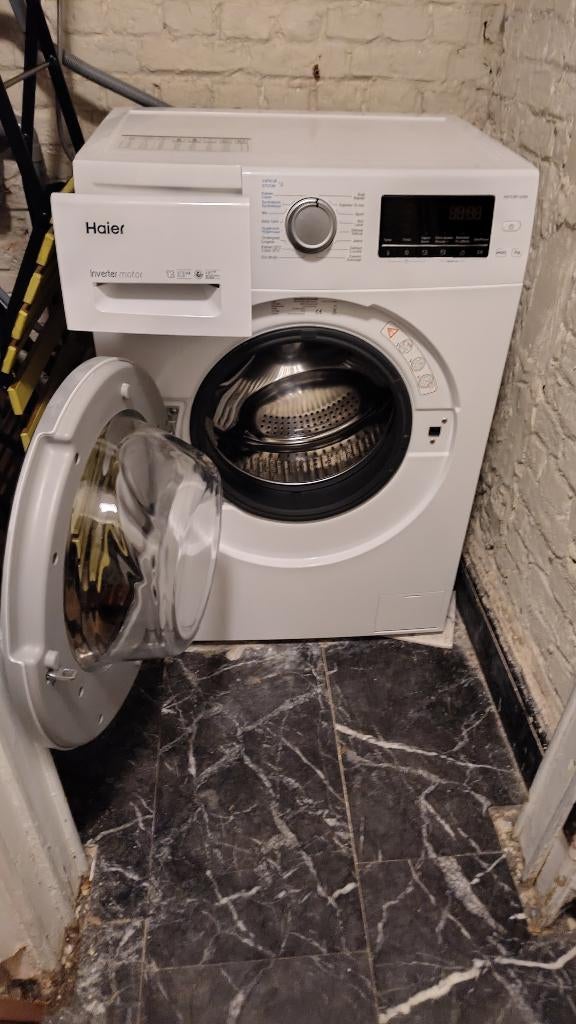 Wasmachine Haier, Elektronische apparatuur, Wasmachines, Ophalen, Zo goed als nieuw, Voorlader, 1200 tot 1600 toeren