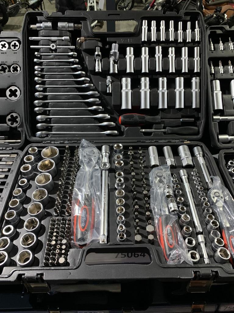 ULTRATOOLZ 215/172/108 DELIGE DOPPENSET KOFFER, Ophalen of Verzenden