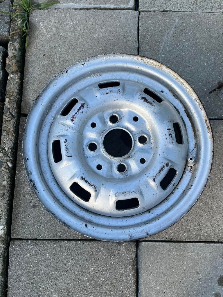 Wielen aanhangwagen, Ophalen, Zo goed als nieuw