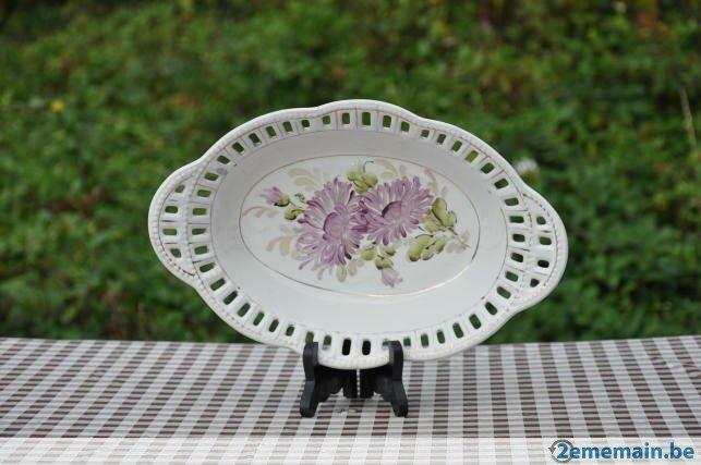 corbeille en faience ajourée decor chrysanthème
