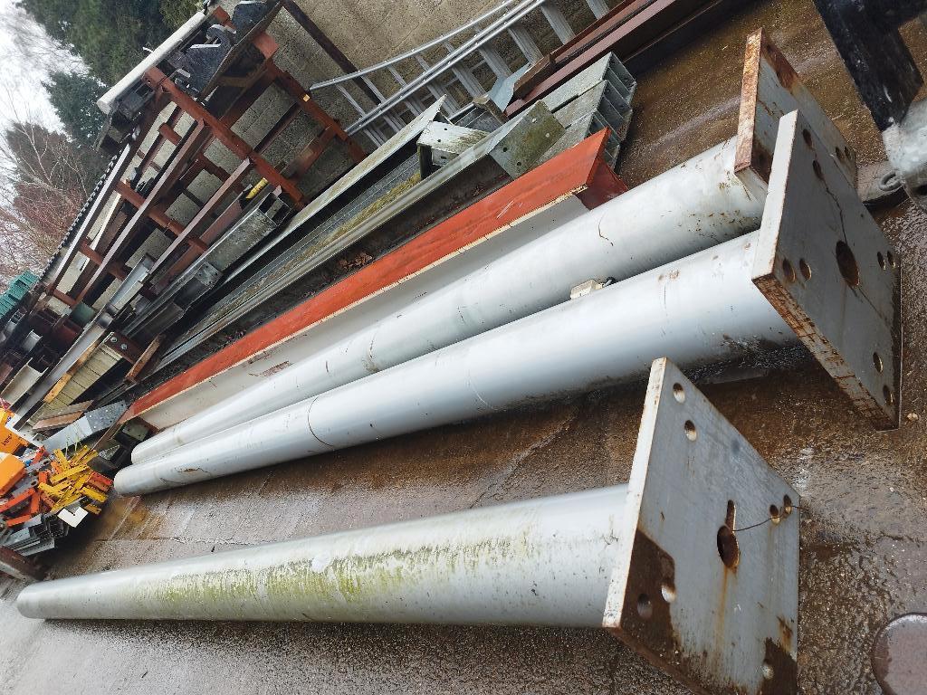 Metalen palen - zuilen - reclamebord - verlichtingspaal, Ophalen, Gebruikt, Metalen palen en kokers, Geen idee