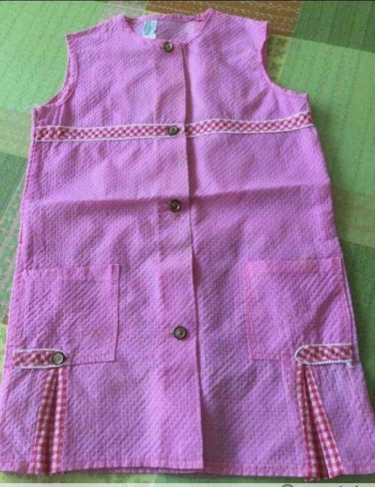 Vintage schort 4/5/6 jaar
