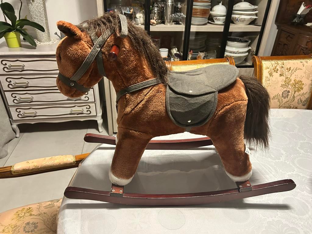 Cheval à bascule, Ophalen, Zo goed als nieuw