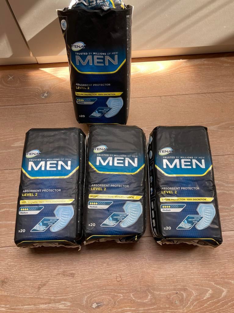 Tena men, Diversen, Ophalen
