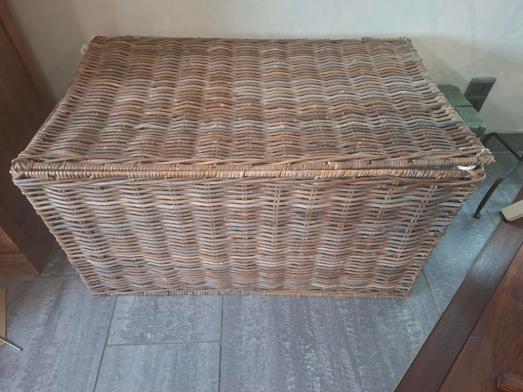 Grote rieten mand, Maison & Meubles, Accessoires pour la Maison | Plataux & Paniers, Enlèvement, Panier