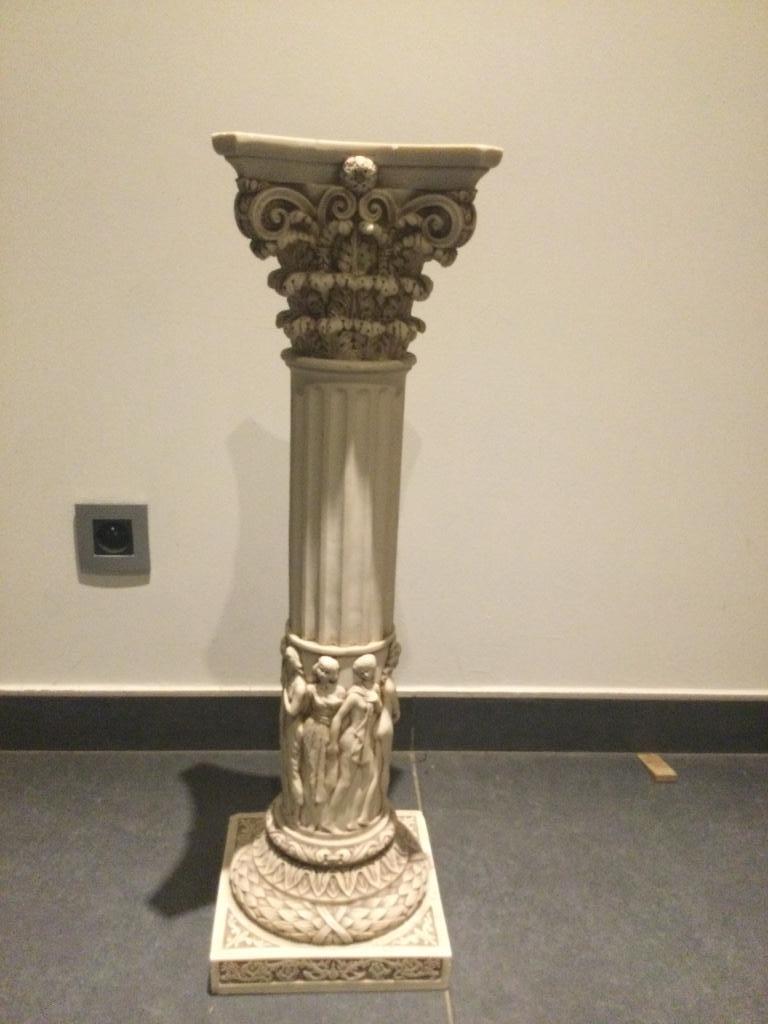 Colonne corinthienne Les baigneurs sont très beaux ! Marqué, Enlèvement