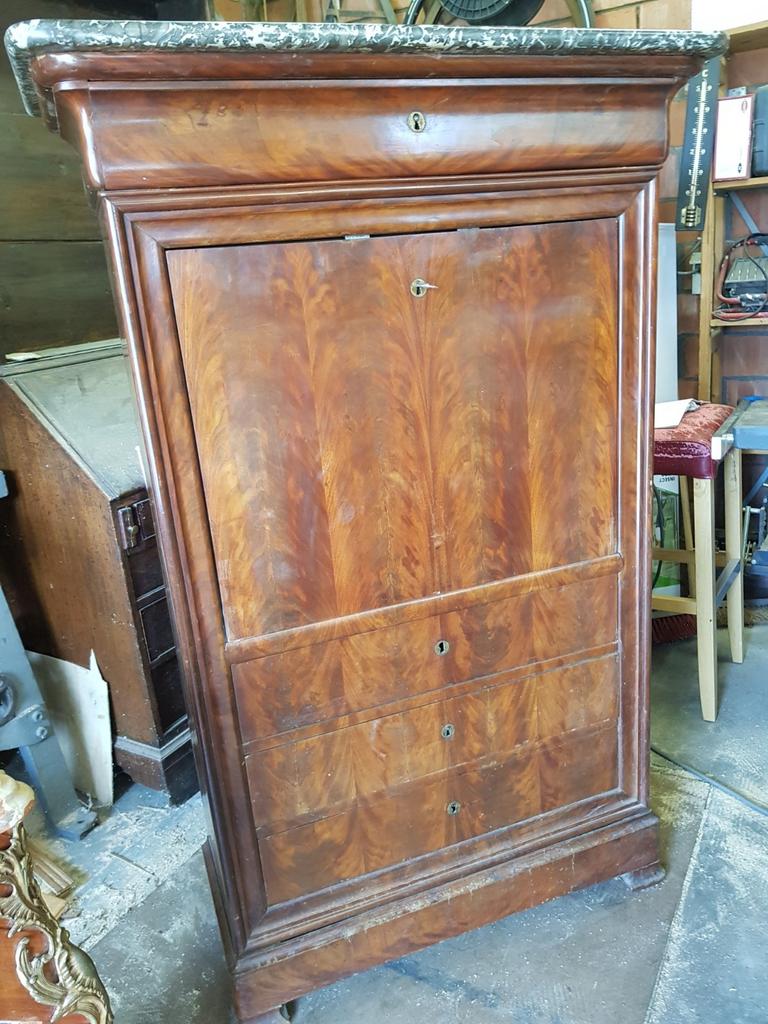 Secretaire Louis Philippe, Enlèvement