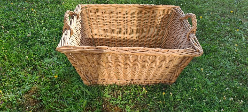 rieten mand, Huis en Inrichting, Ophalen, Mand