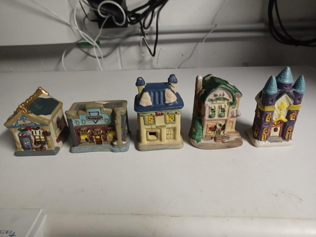 Kerst huisjes, Diversen, Ophalen of Verzenden, Zo goed als nieuw