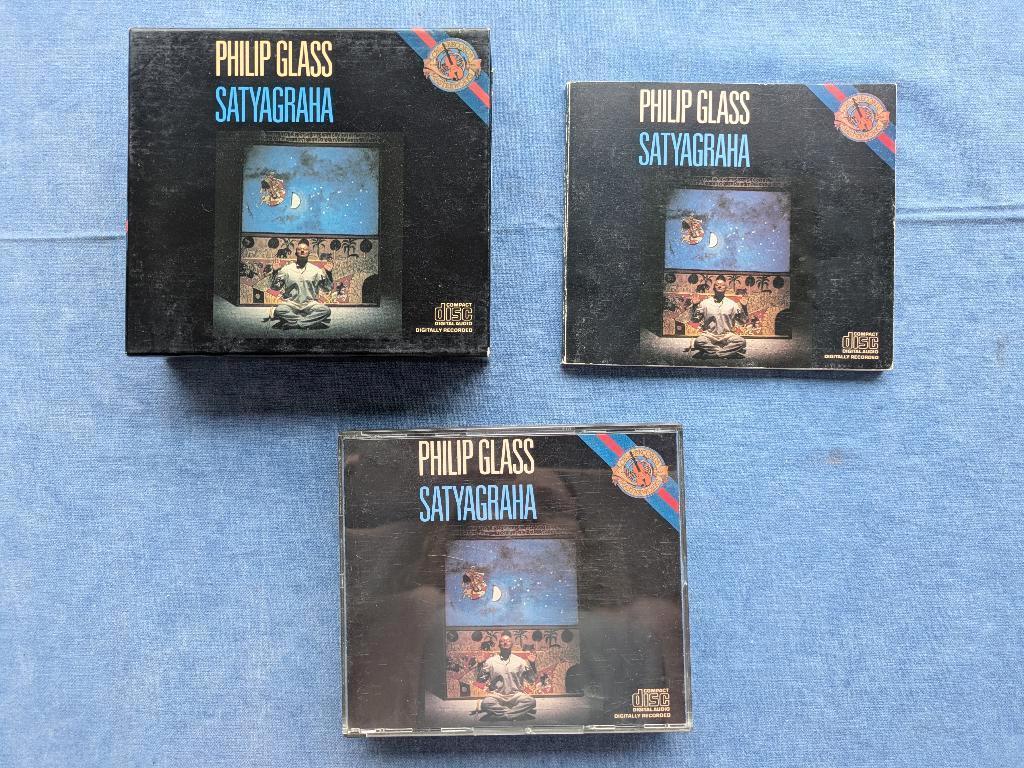 Boîte Satyagraha 3D de Philip Glass, Du modernisme à nos jours, Enlèvement ou Envoi, Comme neuf, Avec livret