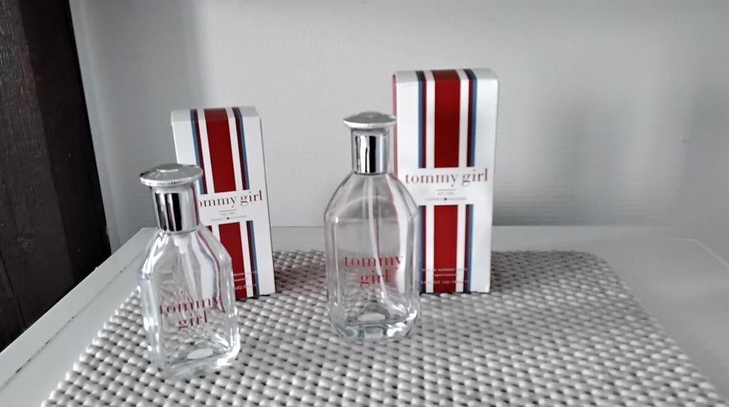 Lege flesjes Tommy Girl van Tommy Hilfiger 50 ml & 100 ml, Ophalen of Verzenden, Zo goed als nieuw, Parfumfles