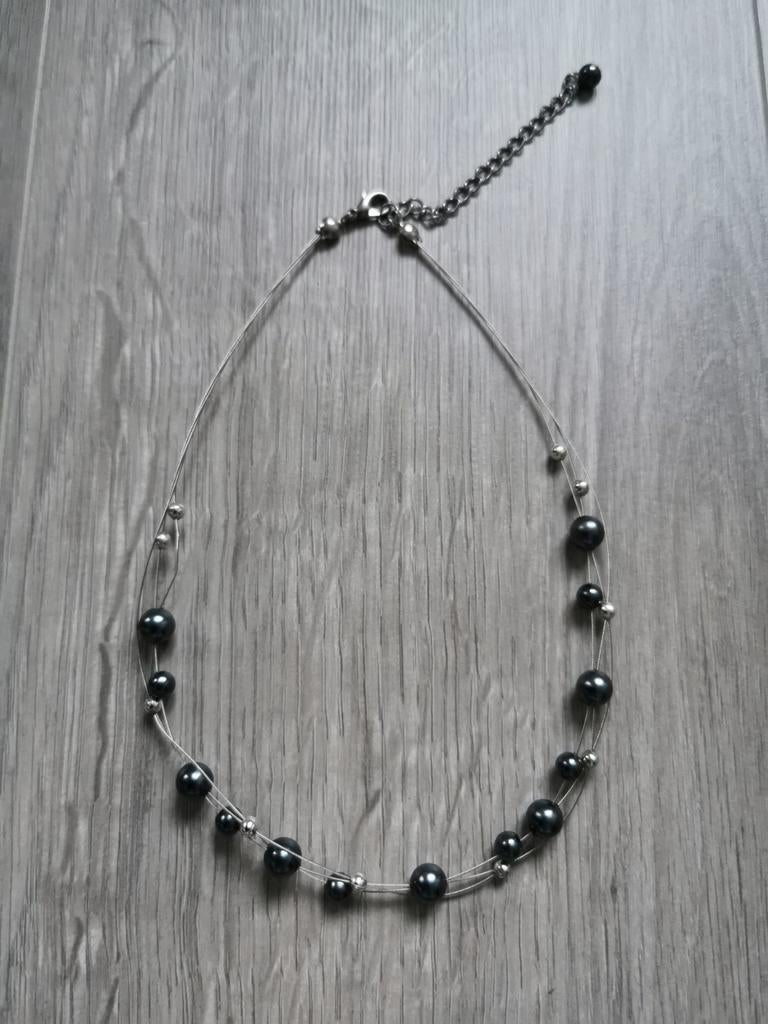 Korte ketting met parels - 18 cm, Bijoux, Sacs & Beauté, Colliers, Gris, Enlèvement ou Envoi, Synthétique, Utilisé