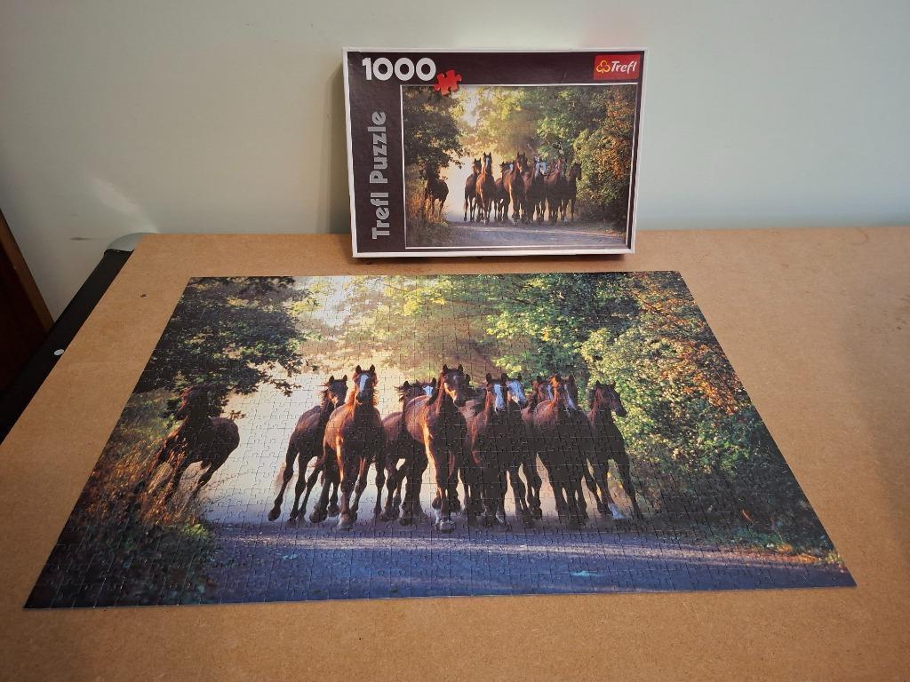 Puzzle Trefl : image de chevaux (1000 pièces), Hobby & Loisirs créatifs, Enlèvement ou Envoi, 500 à 1500 pièces, Utilisé, Puzzle