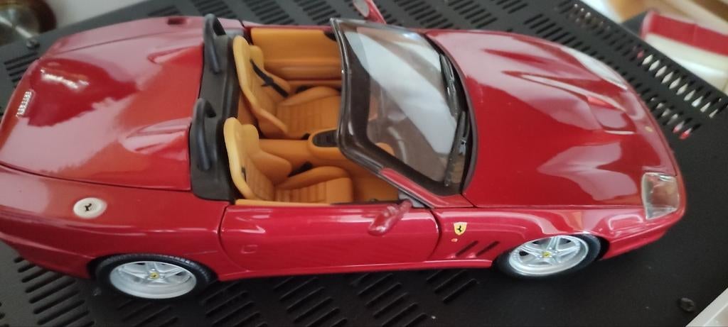 FERRARI BARCHETTA 1/18e, Enlèvement ou Envoi, Comme neuf