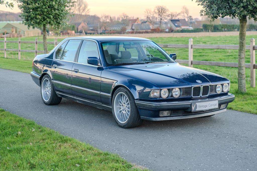 BMW 730i Automatique 1986, 4 portes, Entreprise, 6 cylindres, Automatique