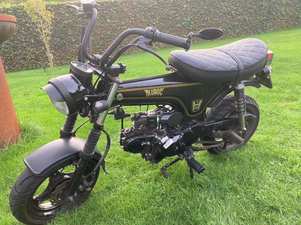 Skyteam Bluroc Dax 50cc -zeer goede staat - 4000km, Fietsen en Brommers, Ophalen, Gebruikt, Skyteam, Klasse B (45 km/u)