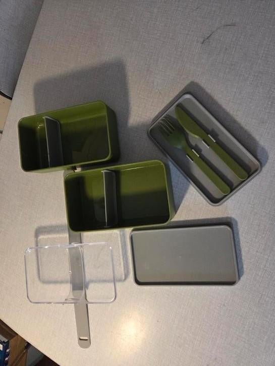 Boîte à lunch portable avec couverts., Enlèvement ou Envoi, Neuf